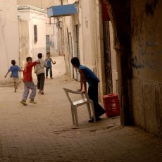 Enfants dans la médina (Tunis)